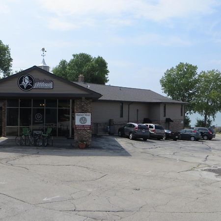 The Mariner Motel Green Bay Exteriör bild